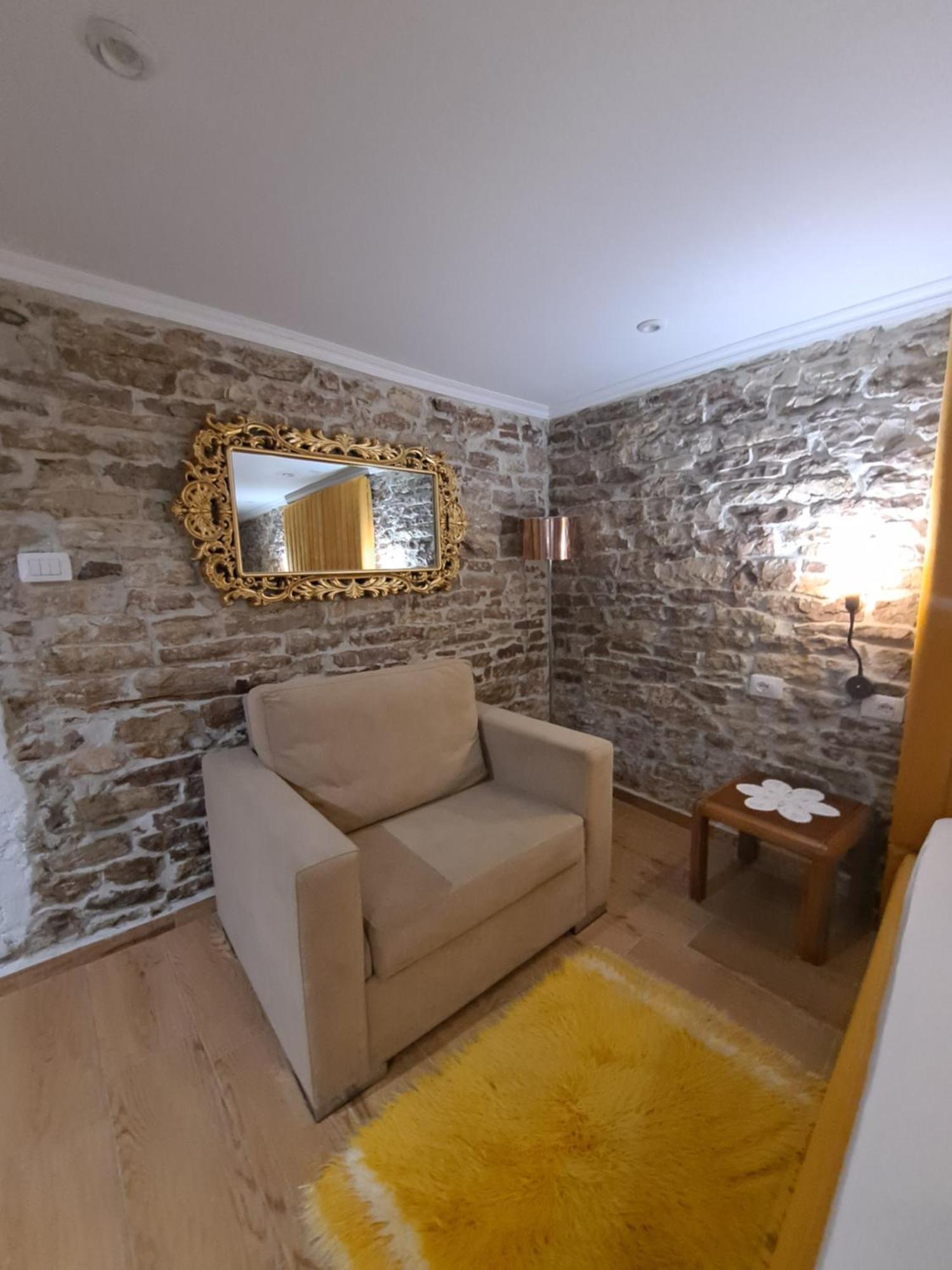 "Villa 70" Guesthouse Gjirokastër Екстериор снимка