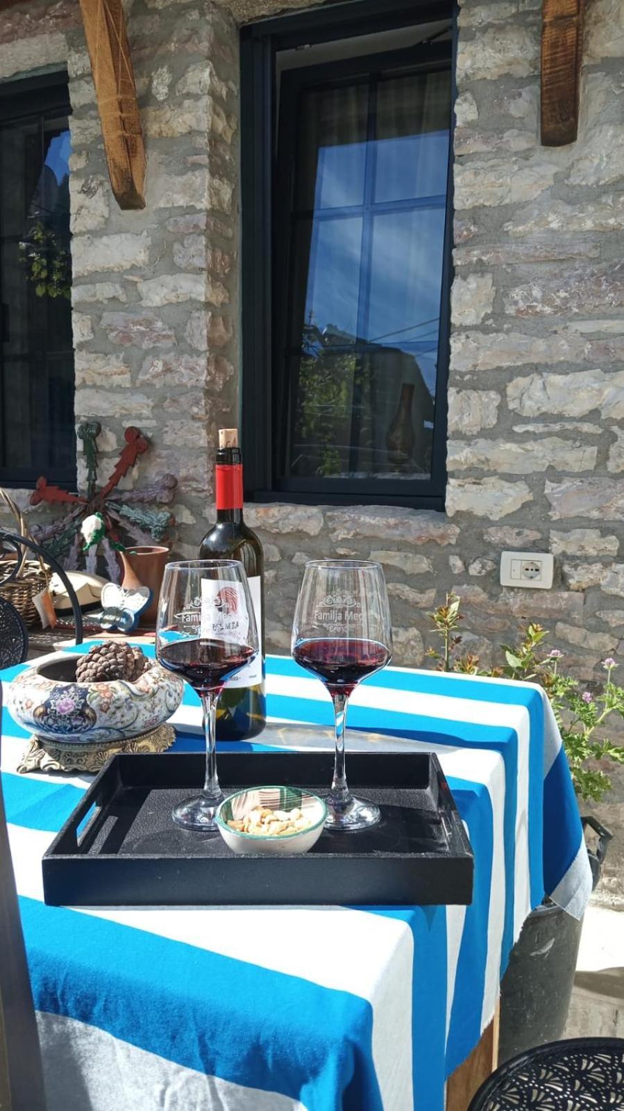 "Villa 70" Guesthouse Gjirokastër Екстериор снимка