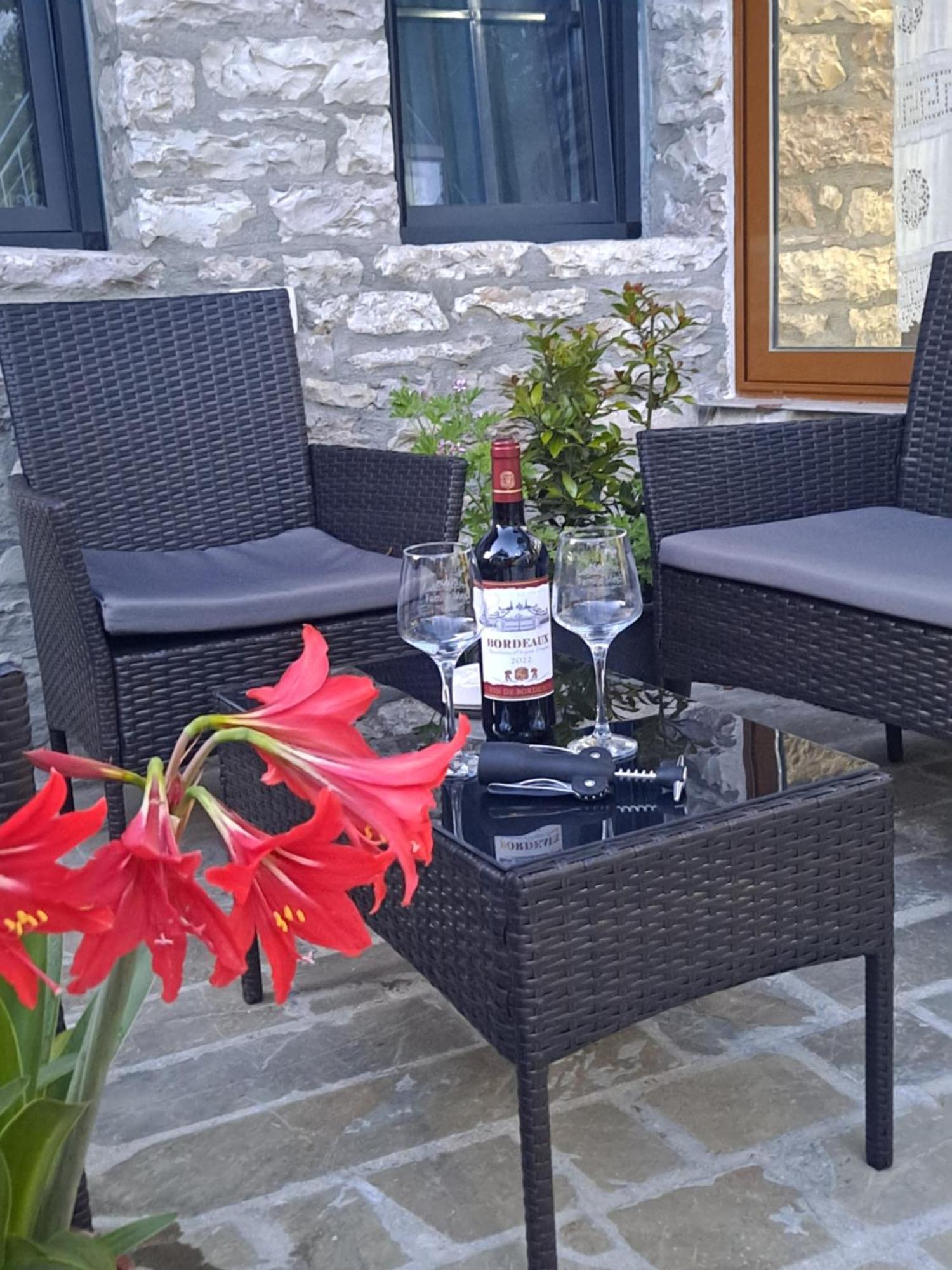 "Villa 70" Guesthouse Gjirokastër Екстериор снимка